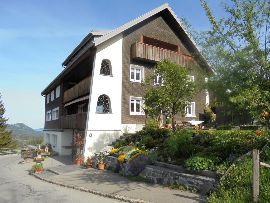 Ferienhaus Nussbaumer Daire Sibratsgfäll Dış mekan fotoğraf